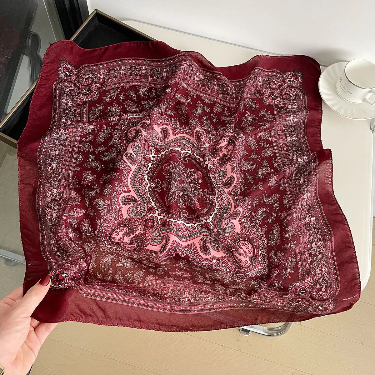 Women’s Square Scarf 70×70cm – Paisley Print Cotton Texture Shawl Headband & Neck Bandana