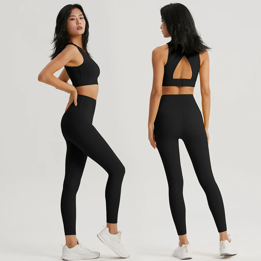 Hollow Out Gym Outfit for Women - 2-Piece Workout Set: Sports Bra & Leggings