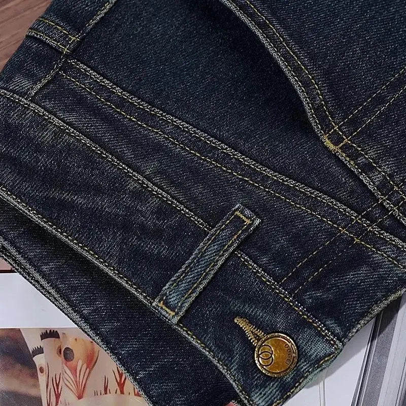 Women's Narrow Straight Leg Jeans  Fall Winter New Plush Lined Thick Korean Retro Relaxed Casual Trousers High Waist Flattering