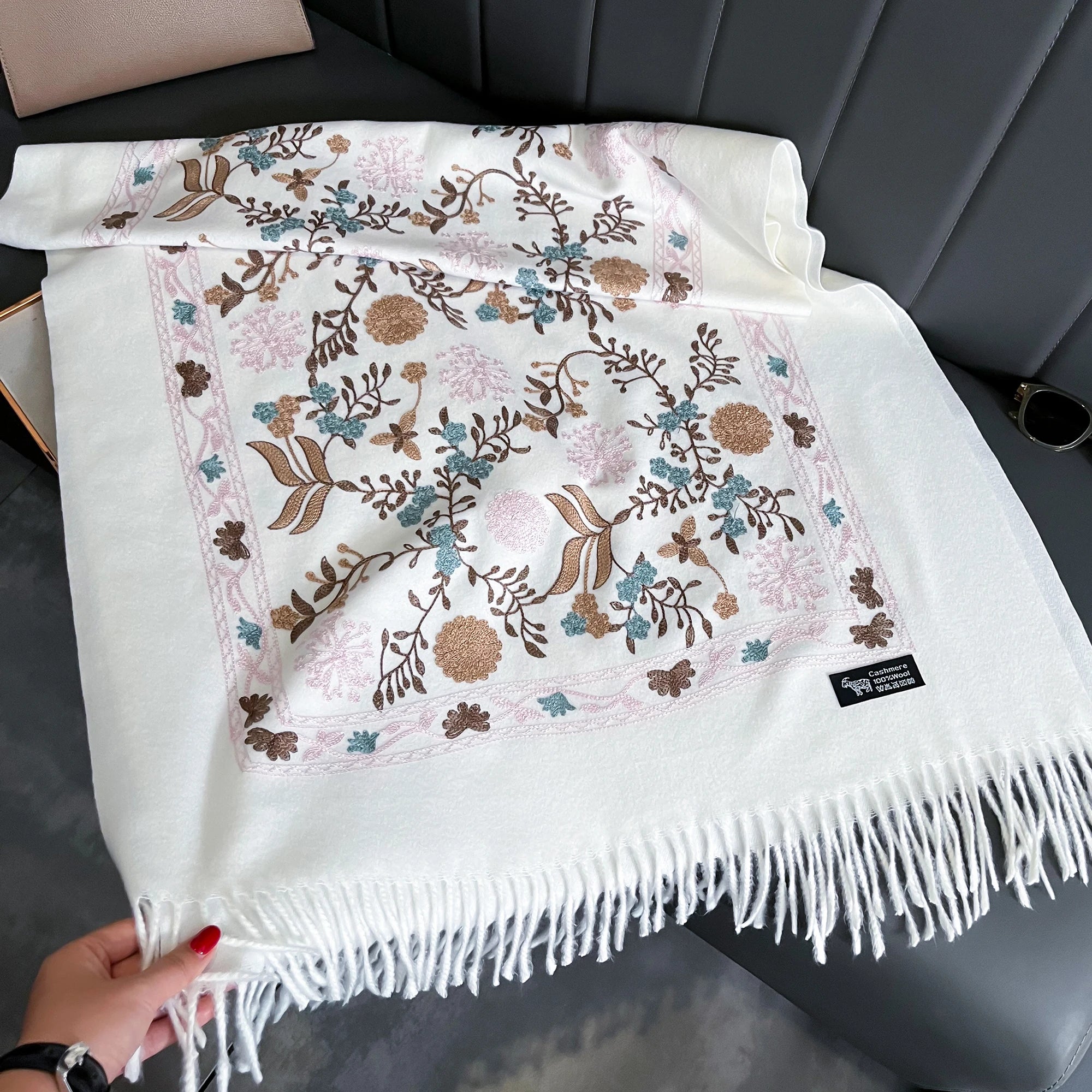 New Winter Warm Cashmere Scarf for Women Embroidery Pashmina Blanket Thick Shawl Wrap Neckerchief Fashion Bufanda Echarpe Poncho