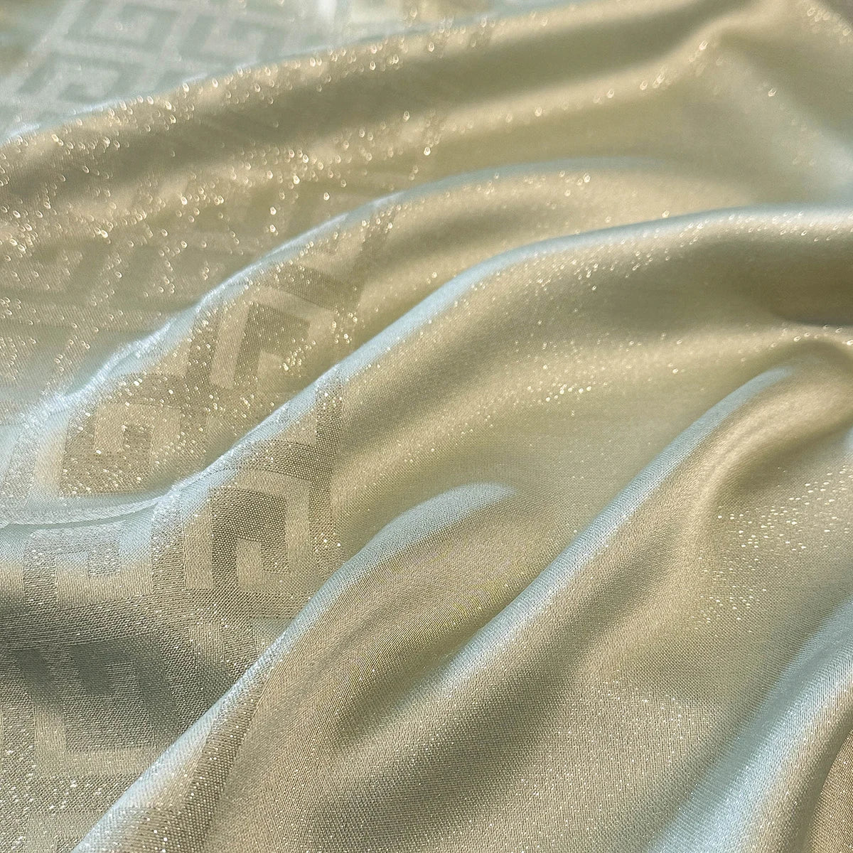 2025 Latest Spring and Autumn Women's Fashion Hijab Silky Muslim Square Sun Protection Shawl Luxury Brand Soft Female Scarf