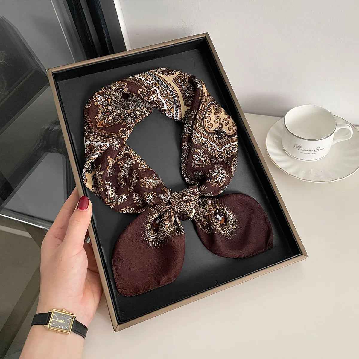 Women’s Square Scarf 70×70cm – Paisley Print Cotton Texture Shawl Headband & Neck Bandana