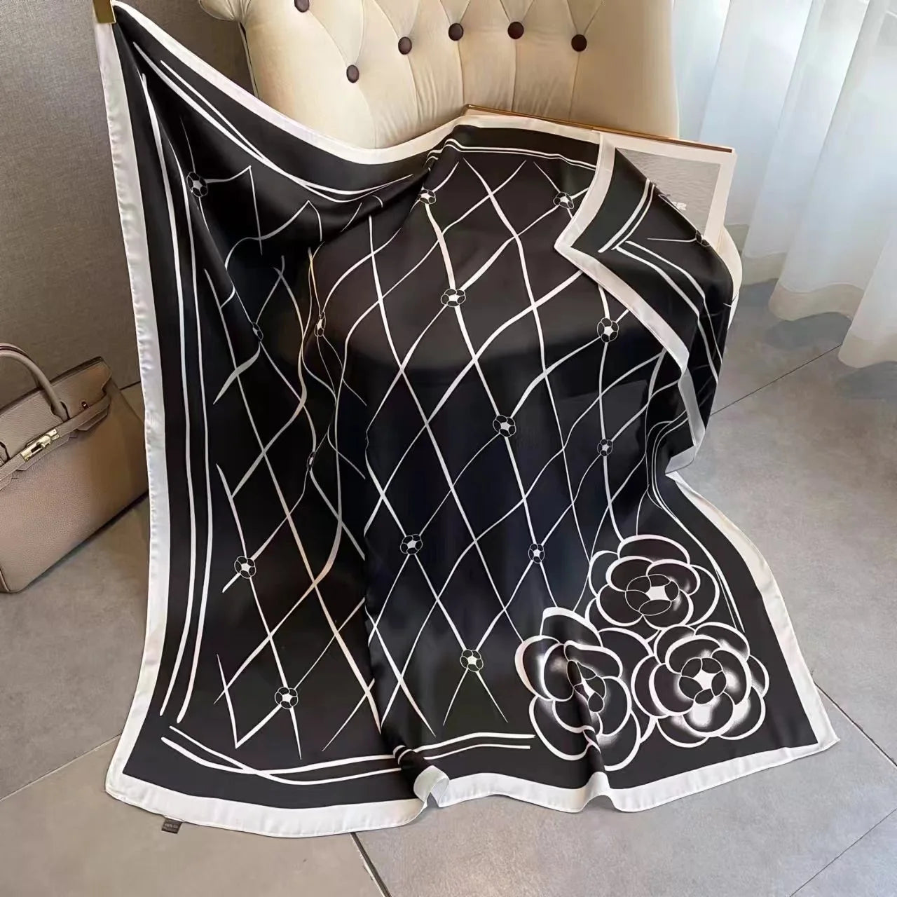 Luxury Horse Print Square Scarf Vintage Imitation Silk Shawl Scarf  Women Windproof Outdoor Head Wrap 110*110cm