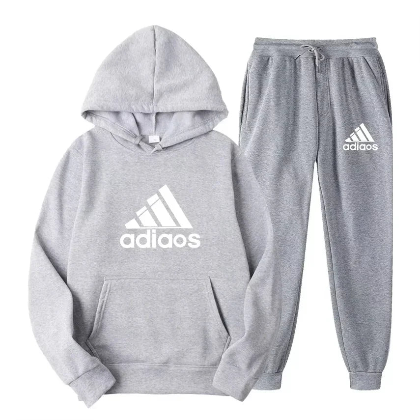 Autumn-Winter Warmth-Enhanced Comfortable Leisure Fitness Sports Set: Two-piece set including hooded sports shirt and joggi