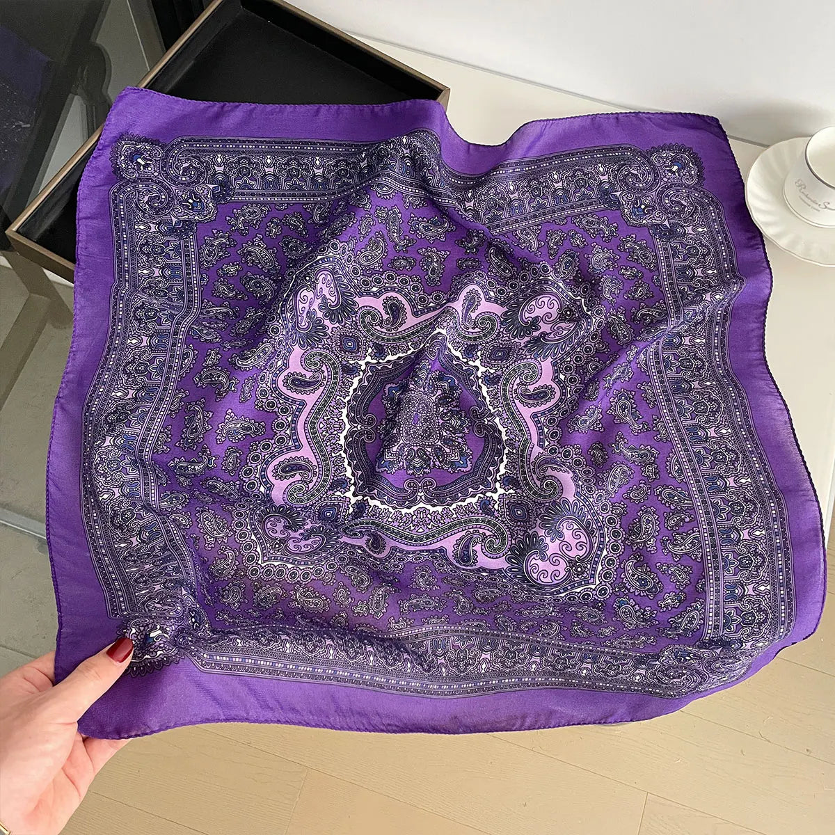 Women’s Square Scarf 70×70cm – Paisley Print Cotton Texture Shawl Headband & Neck Bandana