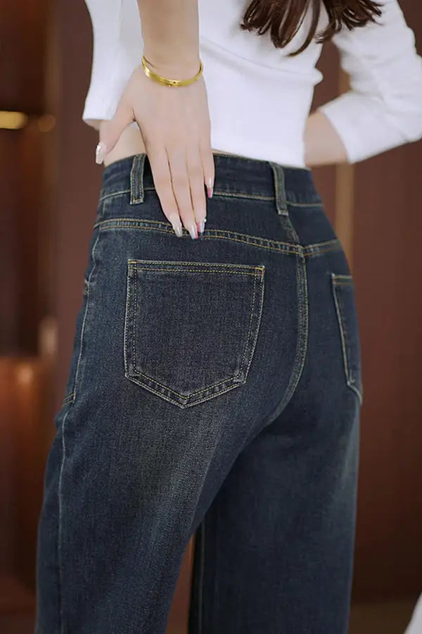 Women's Narrow Straight Leg Jeans  Fall Winter New Plush Lined Thick Korean Retro Relaxed Casual Trousers High Waist Flattering