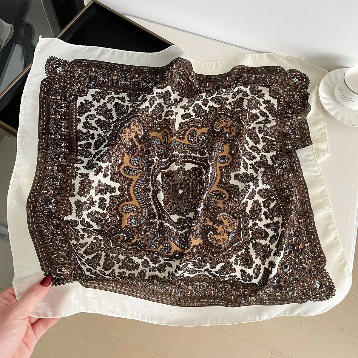 Women’s Square Scarf 70×70cm – Paisley Print Cotton Texture Shawl Headband & Neck Bandana