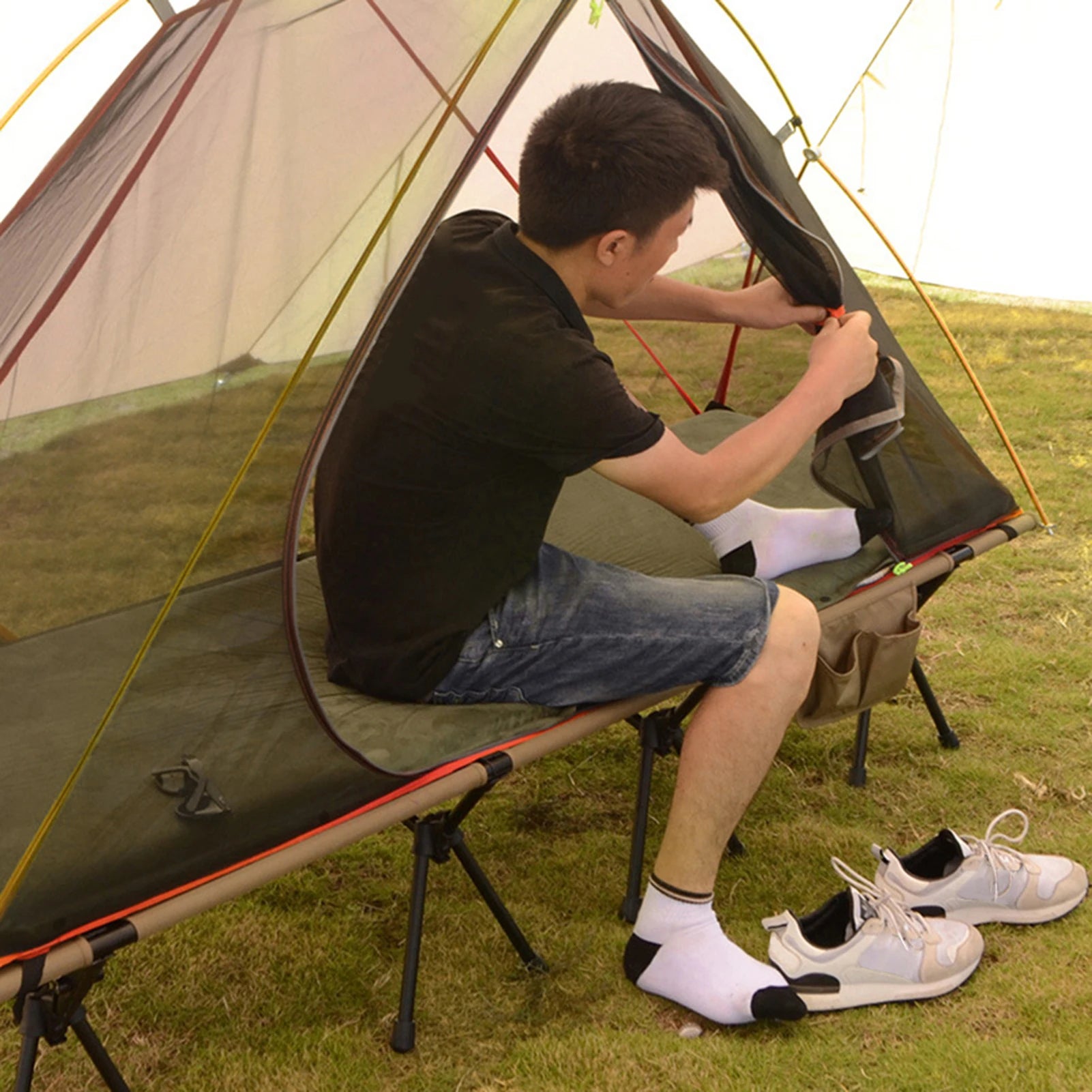 1 Person Camping Tent For Cot Lightweight Resistant Outdoor Backpacking Traveling Tent