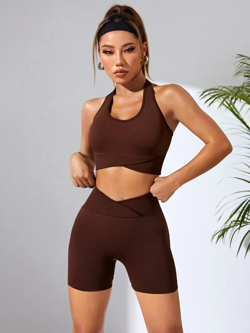 Women's Seamless V-Waist Yoga Set - 2-Piece Hip Lift Shorts & Sports Bra