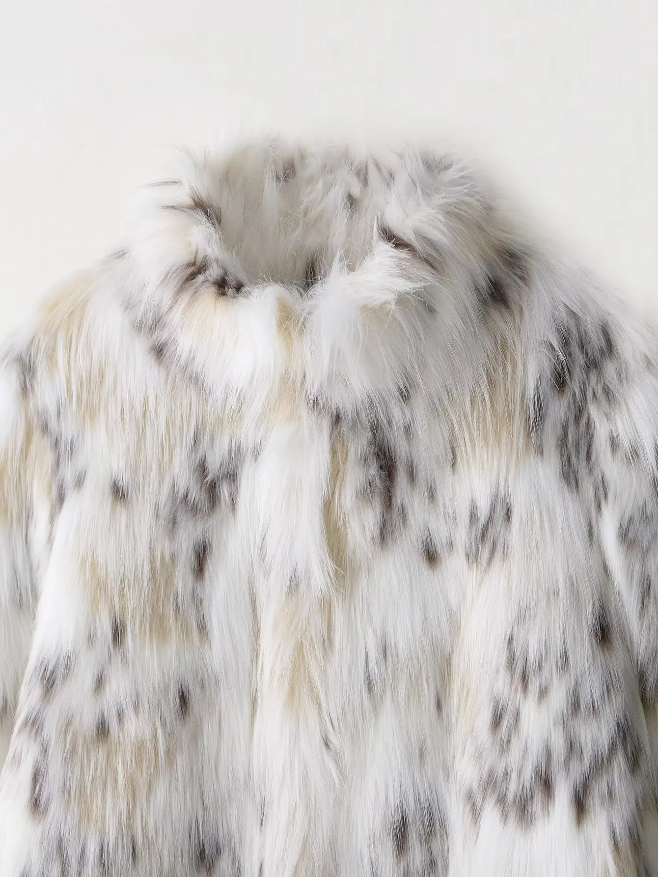 Women’s Winter Faux Fur Jacket – High Collar Long Sleeve Warm Elegant Street Style Outerwear