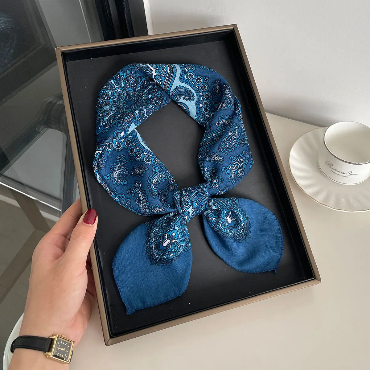 Women’s Square Scarf 70×70cm – Paisley Print Cotton Texture Shawl Headband & Neck Bandana