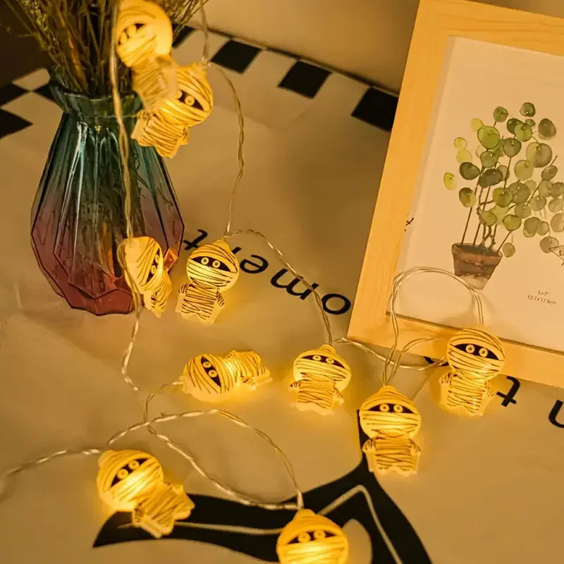 Spooky Mummy LED String Lights USB Battery-Powered Halloween, christmas Decor