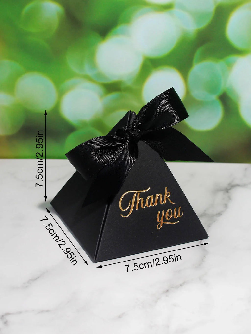 Thank you candy box Thank you for the triangular candy box, which is the first choice for wedding gift box gifts