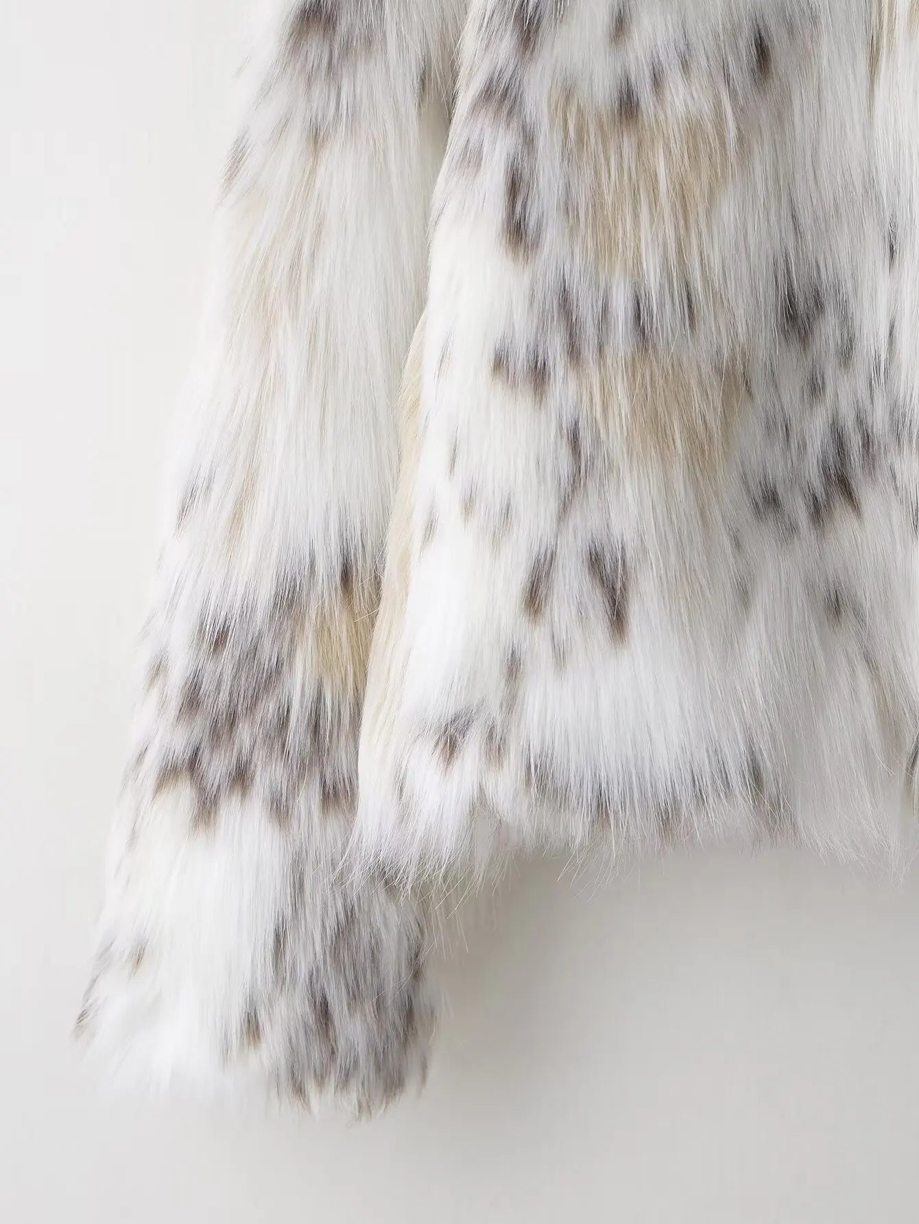 Women’s Winter Faux Fur Jacket – High Collar Long Sleeve Warm Elegant Street Style Outerwear