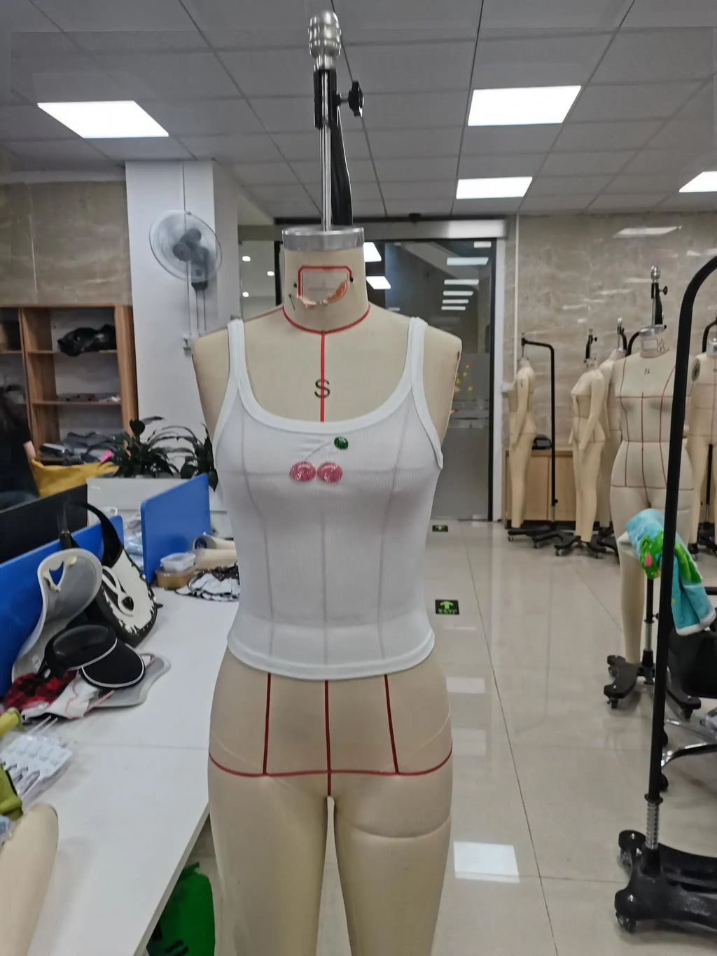 Combhasaki Women Summer Shiny Glitter Pearl Embroidered Beaded Decor Round Neck Vest Sleeveless Shirts Slim Sheer Crop Tank Tops