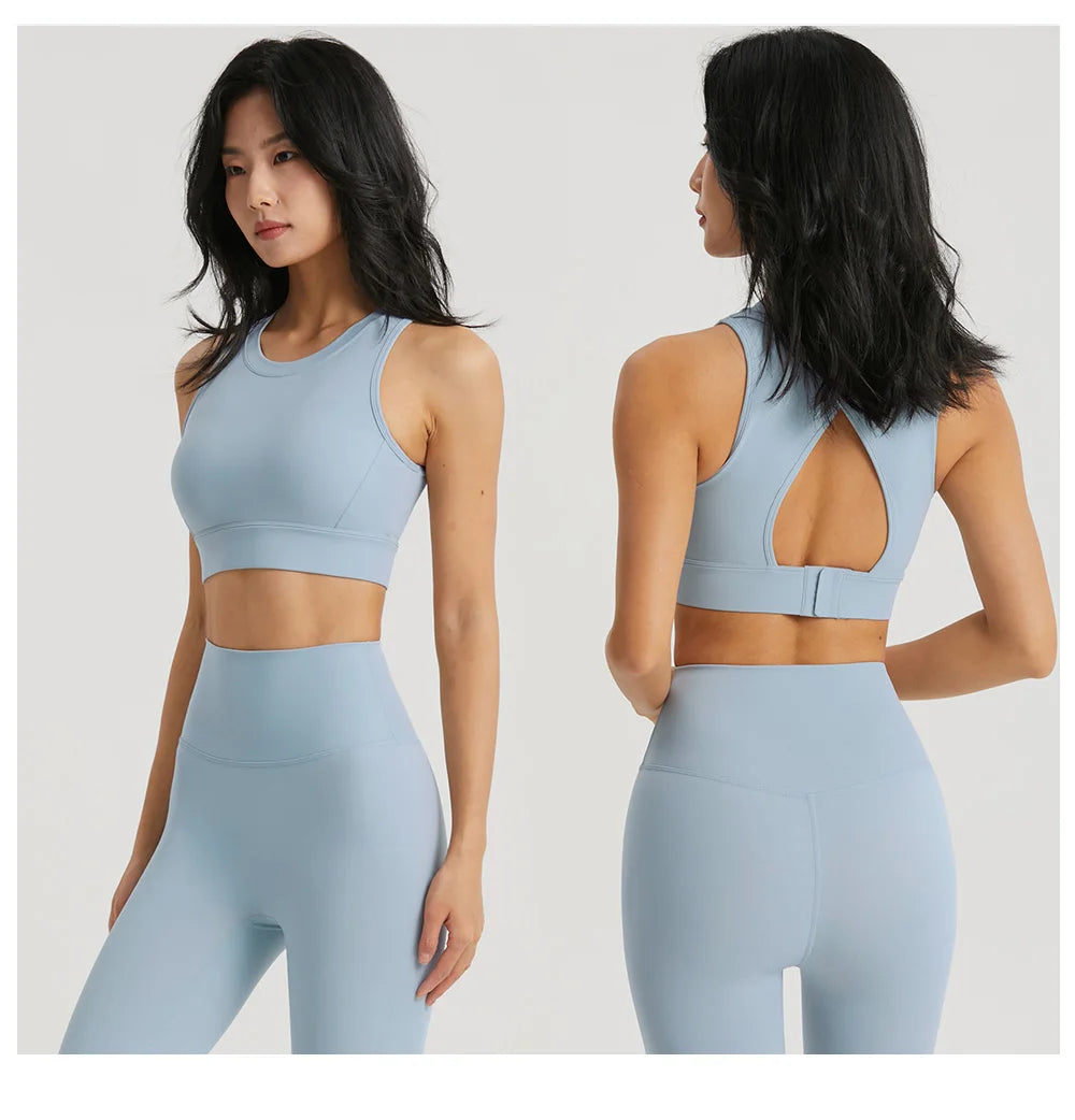 Hollow Out Gym Outfit for Women - 2-Piece Workout Set: Sports Bra & Leggings