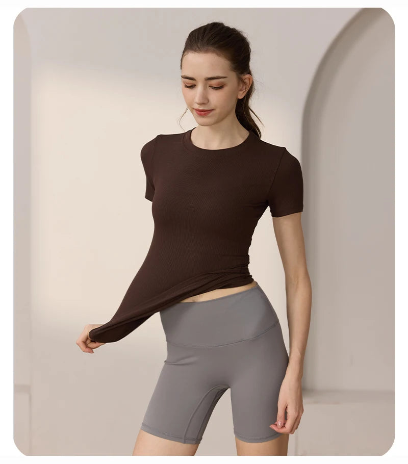 Women’s Slim-Fit Yoga T-Shirt - Short Sleeve Seamless Top for Pilates & Gym
