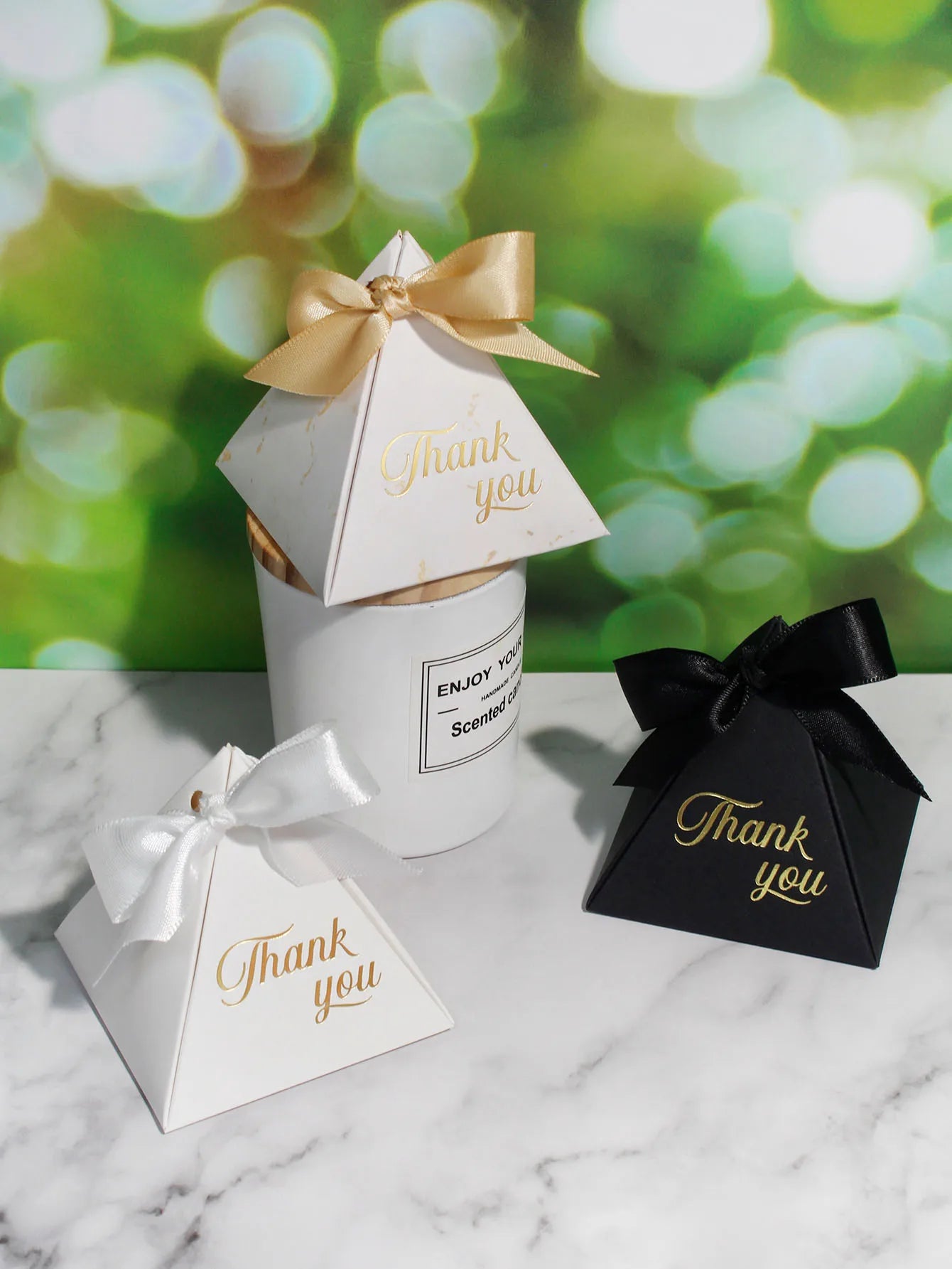 Thank you candy box Thank you for the triangular candy box, which is the first choice for wedding gift box gifts