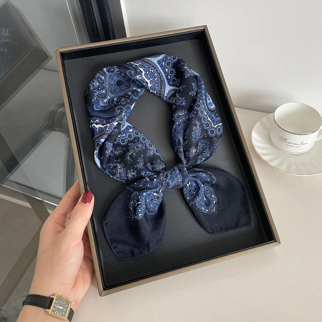 Women’s Square Scarf 70×70cm – Paisley Print Cotton Texture Shawl Headband & Neck Bandana